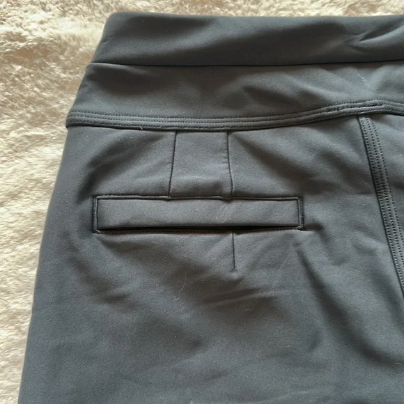 NWOT lululemon cold weather jogger - size 4 - Picture 8 of 13